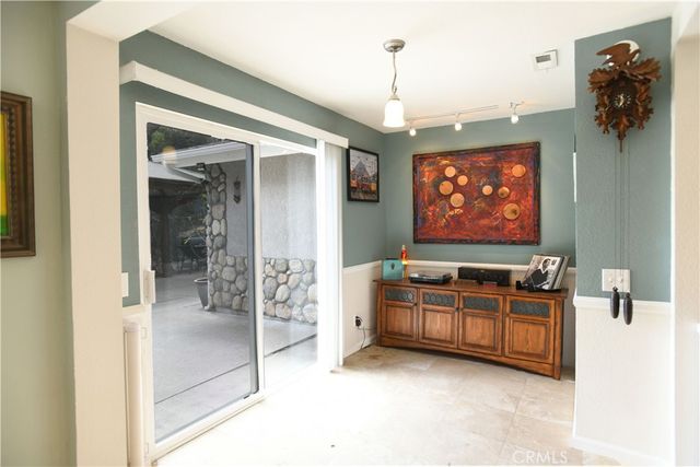 17371 Mockingbird Canyon, Riverside, CA 92504