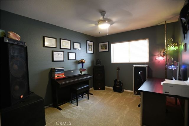 17371 Mockingbird Canyon, Riverside, CA 92504