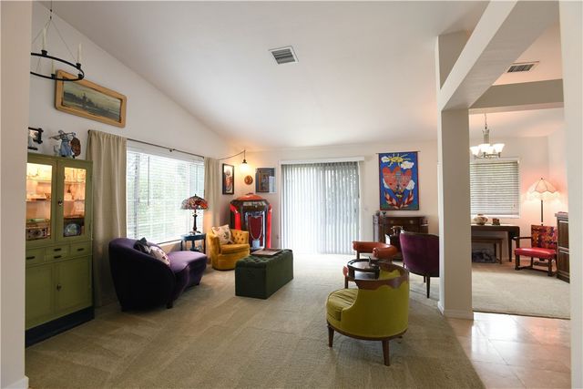 17371 Mockingbird Canyon, Riverside, CA 92504