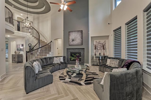 407 Tulip Tree Court, Conroe, TX 77318