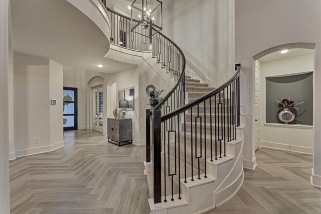 407 Tulip Tree Court, Conroe, TX 77318