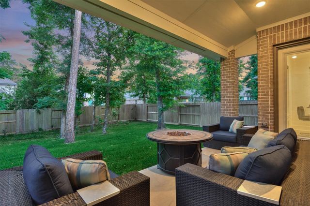 407 Tulip Tree Court, Conroe, TX 77318