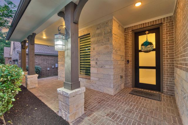 407 Tulip Tree Court, Conroe, TX 77318