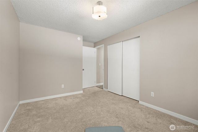 7916 4th Court SE, Olympia, WA 98503