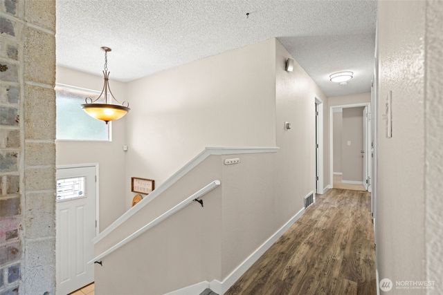 7916 4th Court SE, Olympia, WA 98503