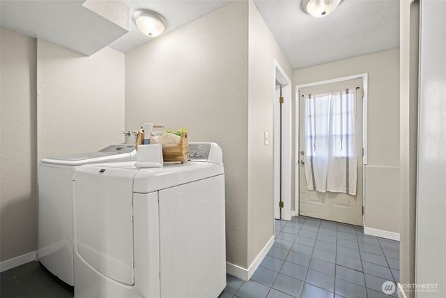 7916 4th Court SE, Olympia, WA 98503