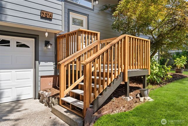 7916 4th Court SE, Olympia, WA 98503