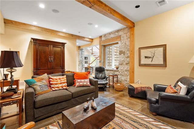 739 Chestnut Rd, Edgeworth, PA 15143