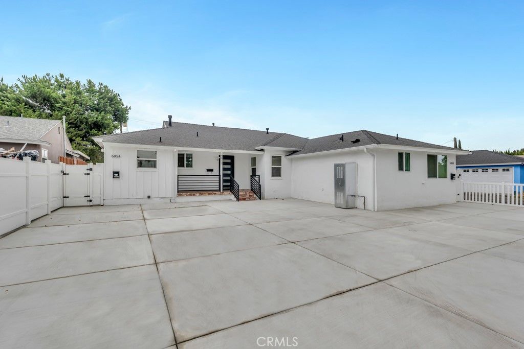 Image 1 of property listing at 6852 Claire Avenue, Reseda, CA 91335