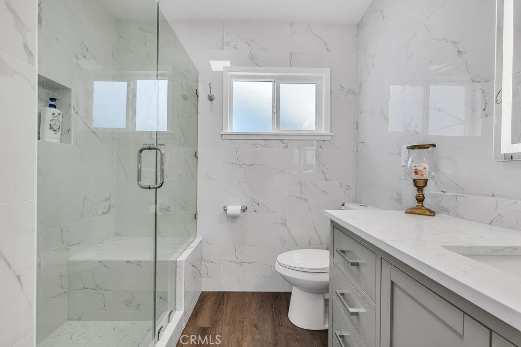 Image 17 of property listing at 6852 Claire Avenue, Reseda, CA 91335