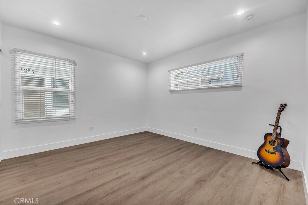 Image 21 of property listing at 6852 Claire Avenue, Reseda, CA 91335