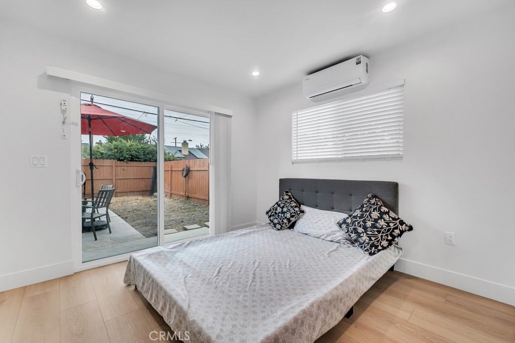 Image 32 of property listing at 6852 Claire Avenue, Reseda, CA 91335