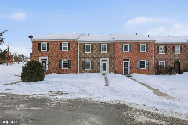 200 HUGHES AVE, Sellersville, PA 18960