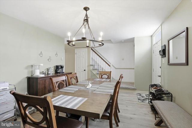 200 HUGHES AVE, Sellersville, PA 18960