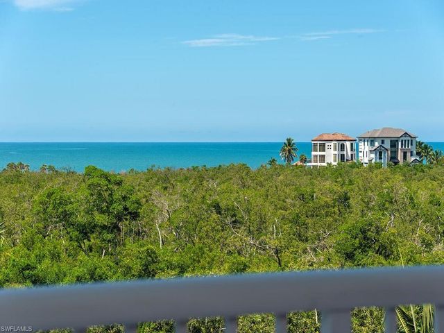 7117 Pelican Bay Blvd 507, Naples, FL 34108