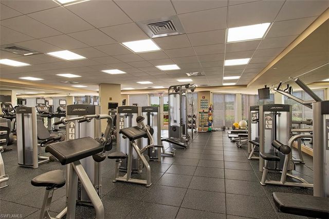 7117 Pelican Bay Blvd 507, Naples, FL 34108