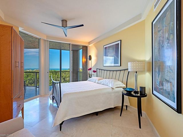 7117 Pelican Bay Blvd 507, Naples, FL 34108