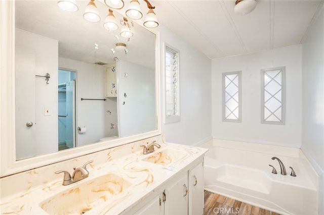 38200 Via Del Largo, Murrieta, CA 92563