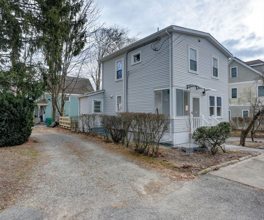 28 Williams St, Newton, MA 02464
