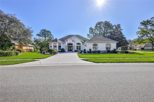 5140 CHAMPIONSHIP CUP LANE, Spring Hill, FL 34609