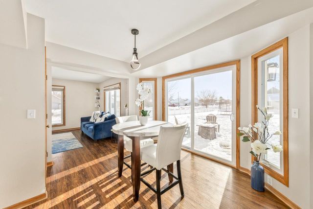 641 Small Farm ROAD, Mukwonago, WI 53149