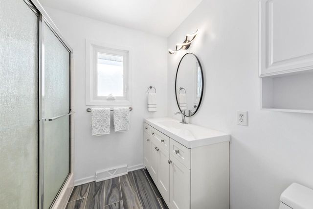 641 Small Farm ROAD, Mukwonago, WI 53149