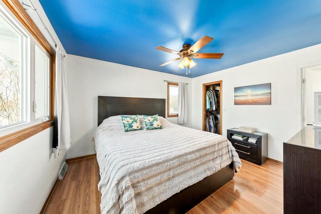 641 Small Farm ROAD, Mukwonago, WI 53149