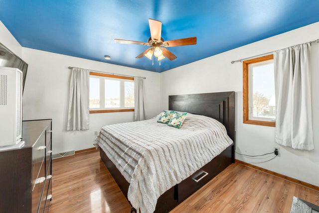 641 Small Farm ROAD, Mukwonago, WI 53149