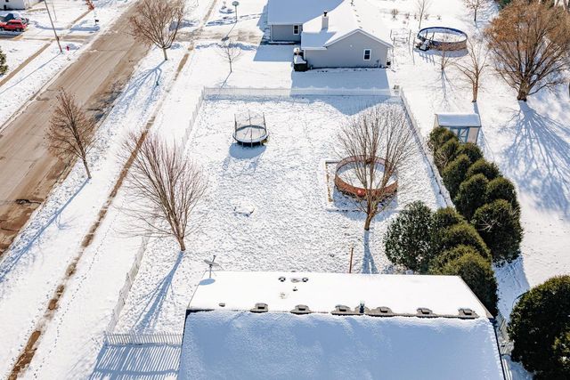 641 Small Farm ROAD, Mukwonago, WI 53149