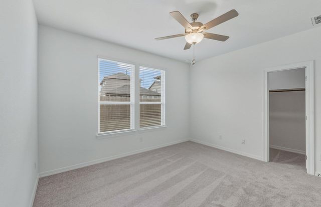 330 Bridge deck LOOP, Kyle, TX 78640