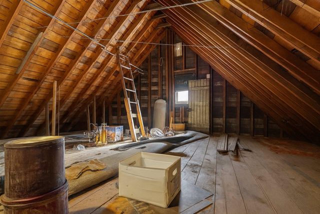 2350 Brooklyn Road, Jackson, MI 49203