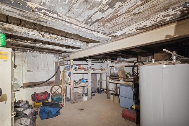 2350 Brooklyn Road, Jackson, MI 49203