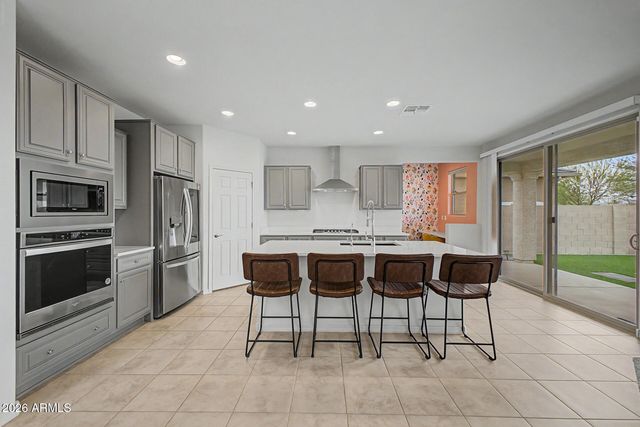 9014 W SAN MIGUEL Avenue, Glendale, AZ 85305