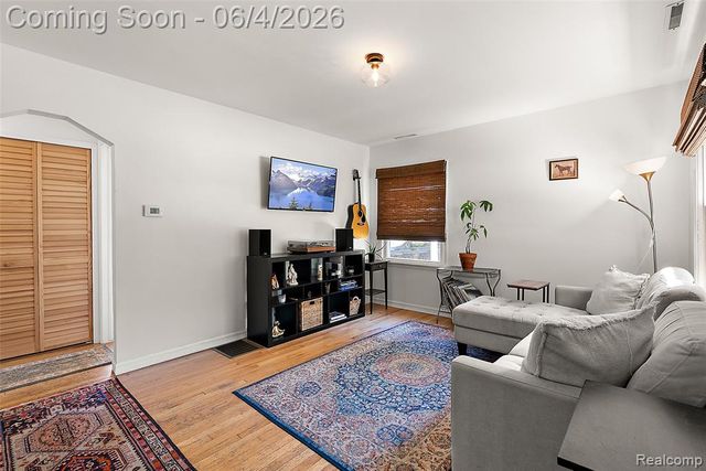 1831 Moorhouse Street, Ferndale, MI 48220