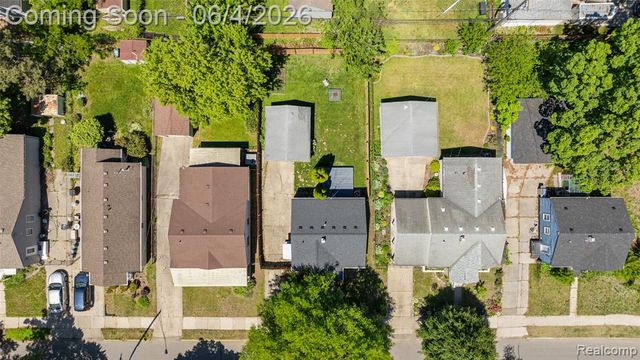 1831 Moorhouse Street, Ferndale, MI 48220