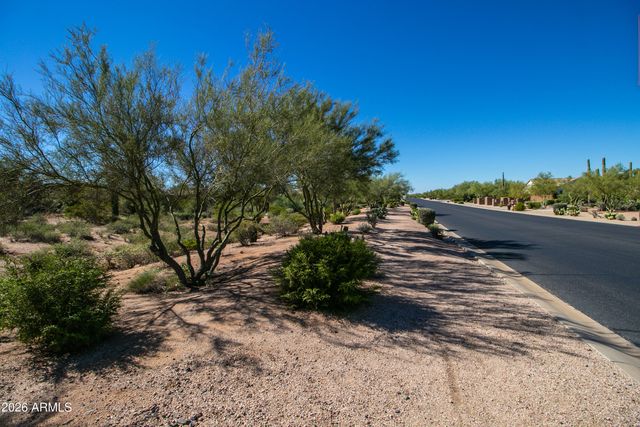 5815 E SIERRA SUNSET Trail, Cave Creek, AZ 85331