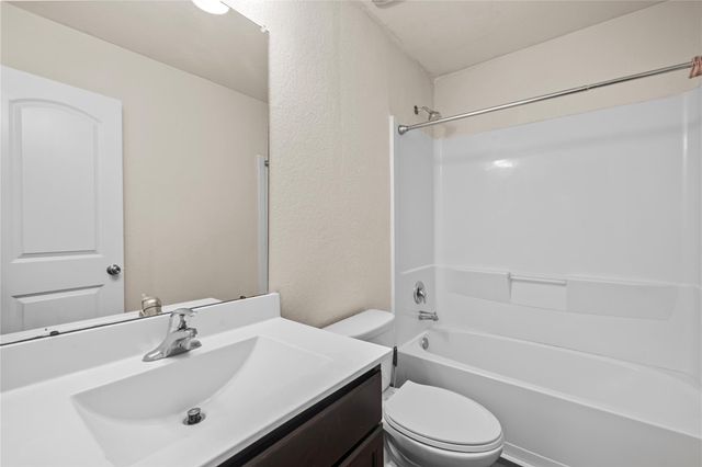 6015 Lilly Belle Street, Katy, TX 77449