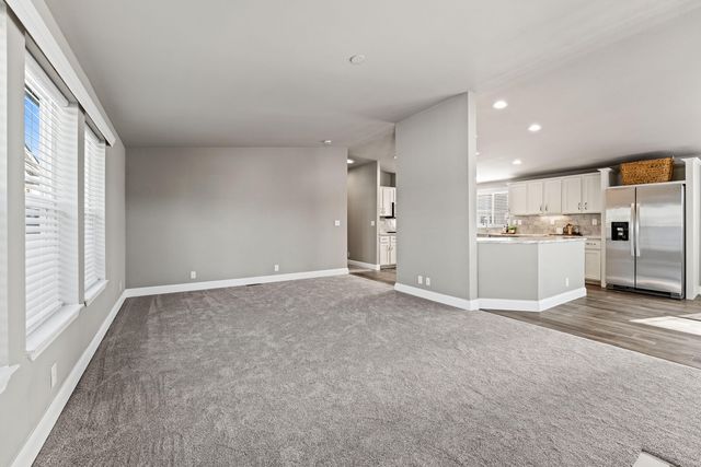 336 Winston Drive, Grants Pass, OR 97526