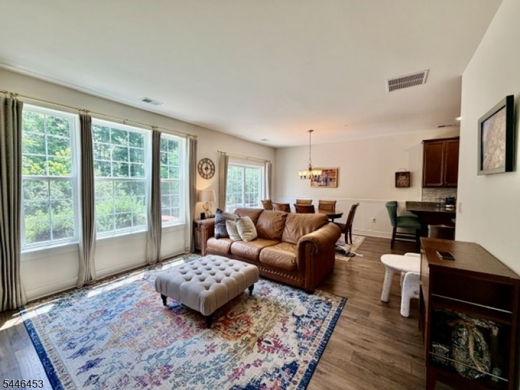403 Parkview Ln 403, Rockaway Twp., NJ 07866 — exterior