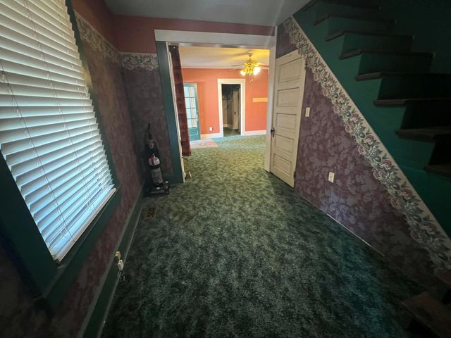 103 N Maple Lane, Ash Grove, MO 65604