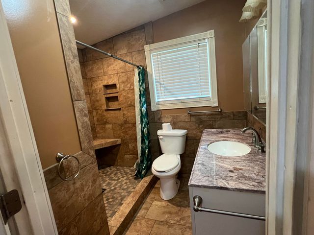 103 N Maple Lane, Ash Grove, MO 65604