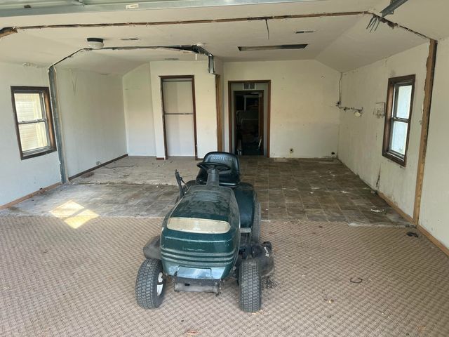 103 N Maple Lane, Ash Grove, MO 65604