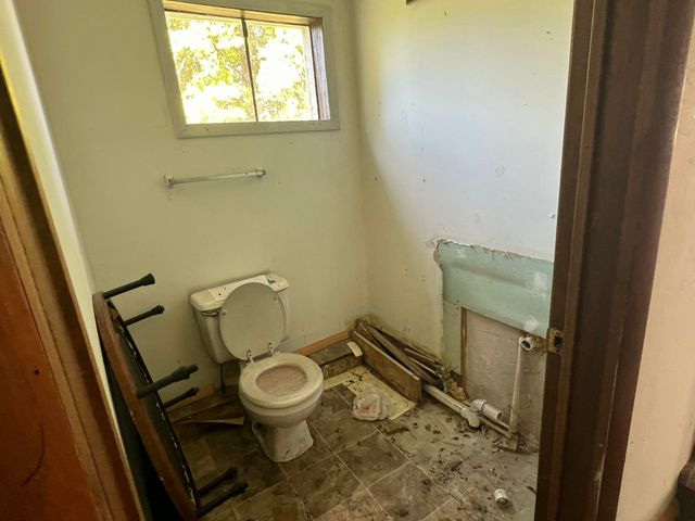 103 N Maple Lane, Ash Grove, MO 65604