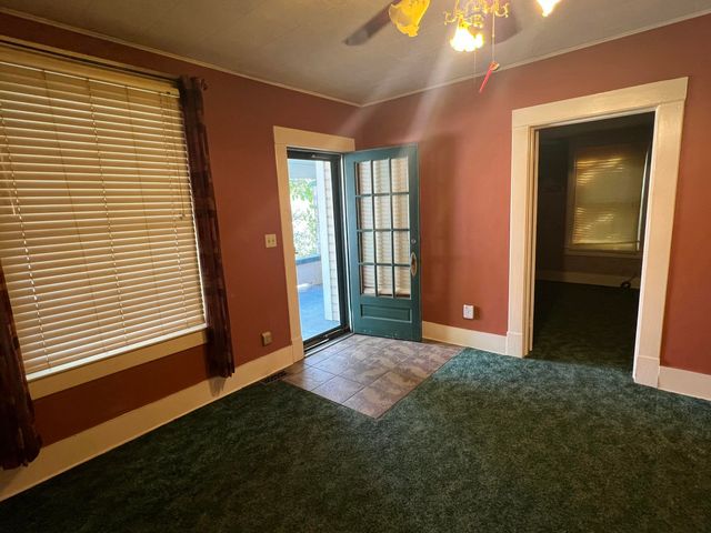 103 N Maple Lane, Ash Grove, MO 65604