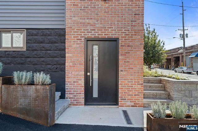 246-248 Cortlandt 2, Belleville, NJ 07109