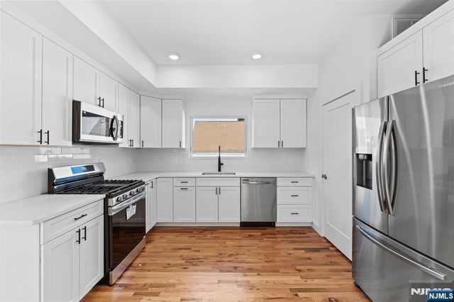 246-248 Cortlandt 2, Belleville, NJ 07109