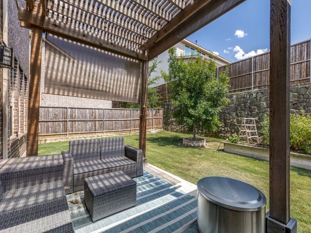 3396 Edgecreek Path, Lewisville, TX 75010