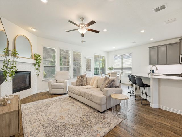 3396 Edgecreek Path, Lewisville, TX 75010