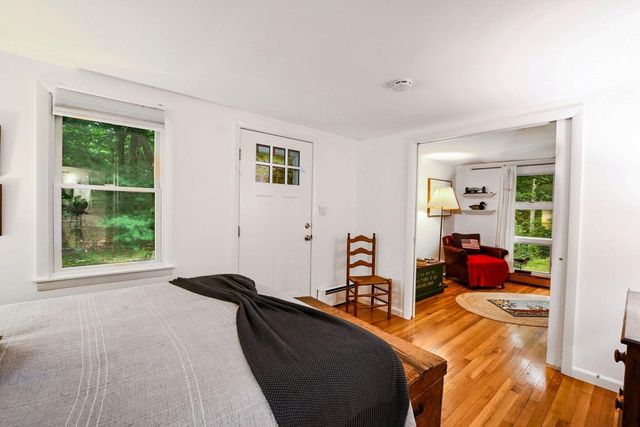 72 Benjamin Nyes, Falmouth, MA 02540