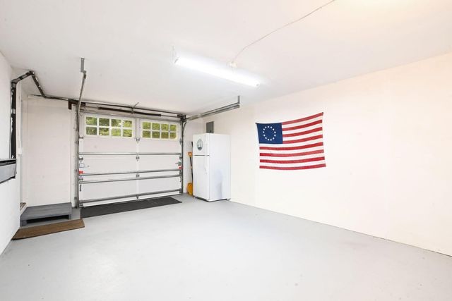 72 Benjamin Nyes, Falmouth, MA 02540